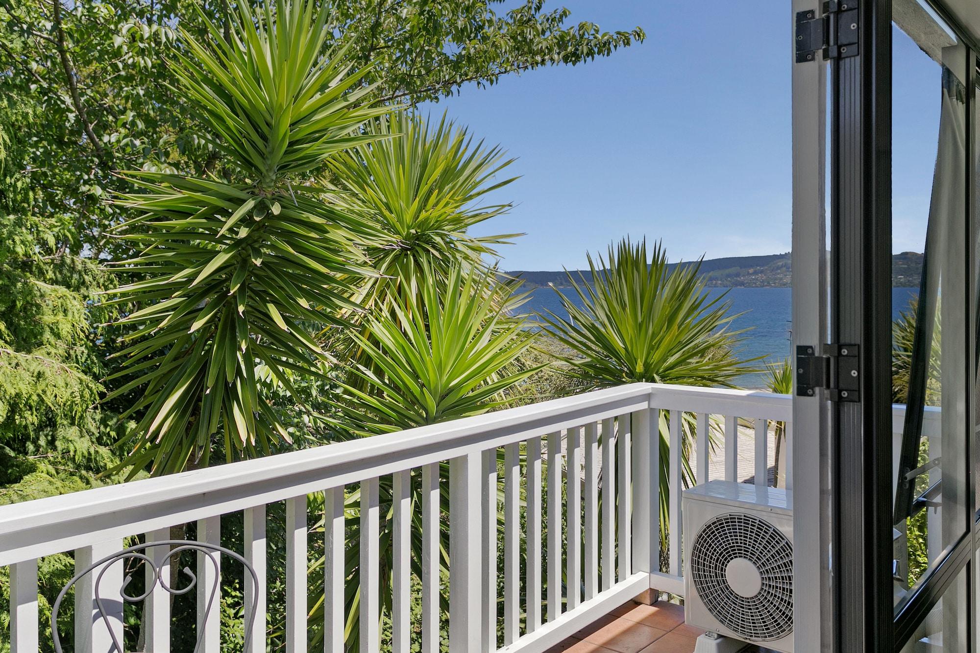 Baycrest Thermal Lodge Taupo Kültér fotó